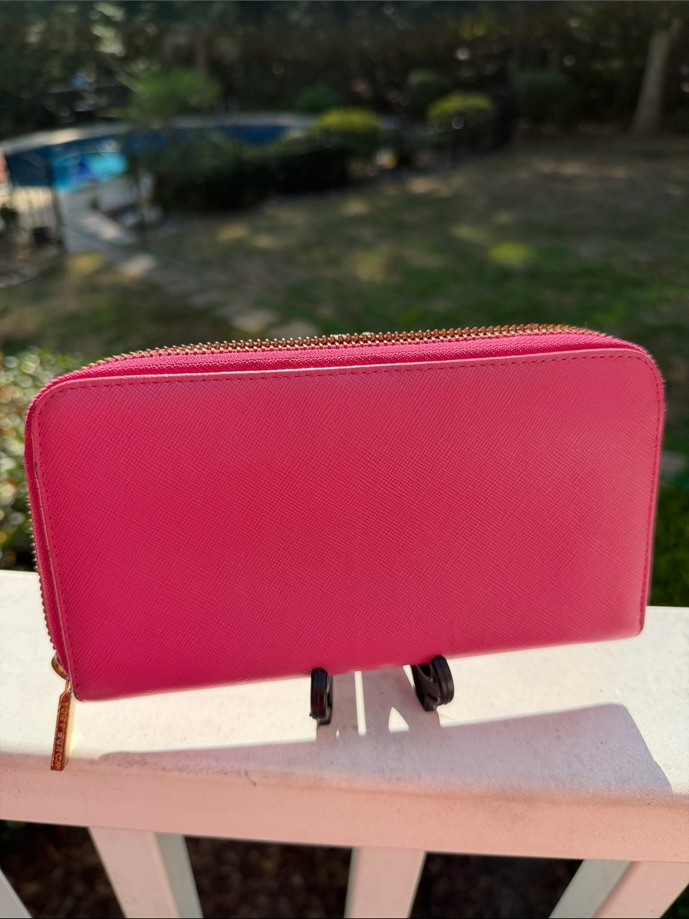 Tory Burch Hot Pink Saffiano Leather Wallet with Gold Logo. GUC - Picture 11 of 16